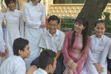 Mỗi khi nhắc đến cô...