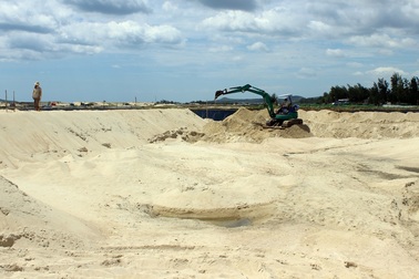 Phú Yên: Chỉ đạo kiểm điểm UBND xã vì để lấn chiếm đất, rừng phòng hộ làm hồ nuôi tôm