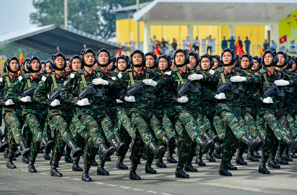 Đại thắng mùa Xuân năm 1975 - Chiến thắng của niềm tin, ý chí và khát vọng thống nhất đất nước của toàn dân tộc - 2 Đại thắng mùa Xuân năm 1975 - Chiến thắng của niềm tin, ý chí và khát vọng thống nhất đất nước của toàn dân tộc - 2
