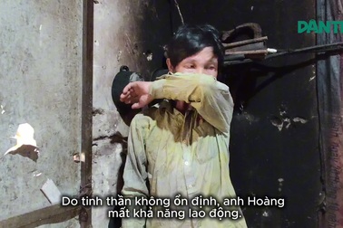 Cảnh sống khốn khó của 2 anh em phụ hồ