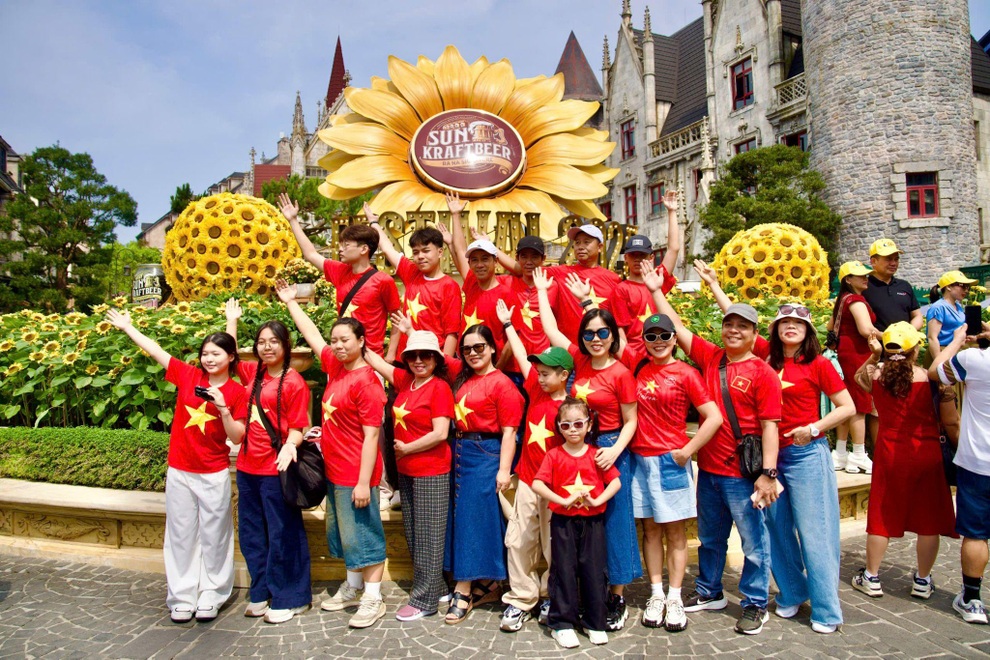 Sun World Ba Na Hills đón lượng khách kỷ lục dịp Giỗ Tổ Hùng Vương - 3 Sun World Ba Na Hills đón lượng khách kỷ lục dịp Giỗ Tổ Hùng Vương - 3
