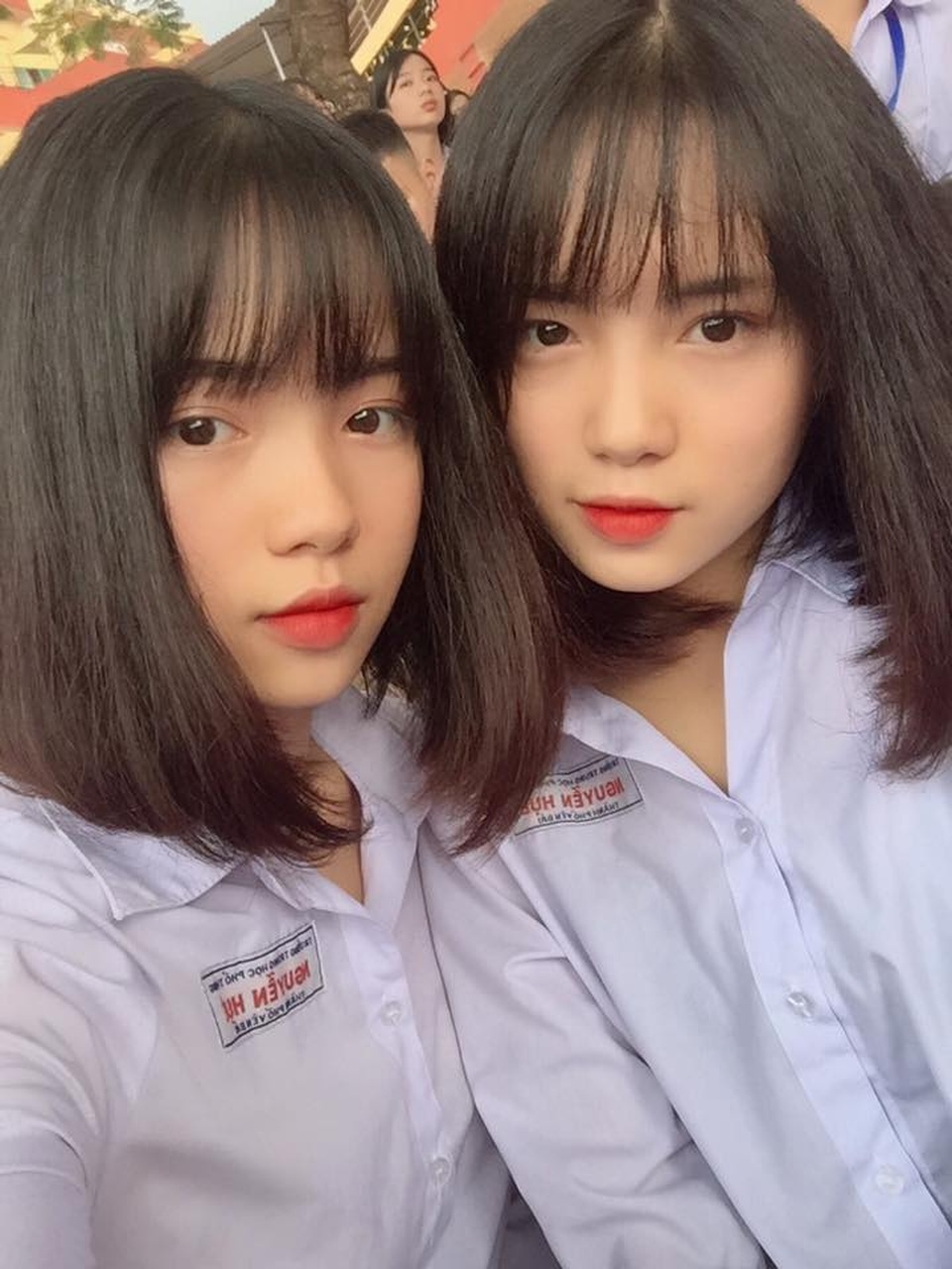 5 cặp chị em song sinh vừa đẹp lại giỏi gây “sốt” mạng - 2 5 cặp chị em song sinh vừa đẹp lại giỏi gây “sốt” mạng - 2