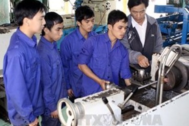 Giảm "lệch pha" giữa đào tạo và yêu cầu doanh nghiệp