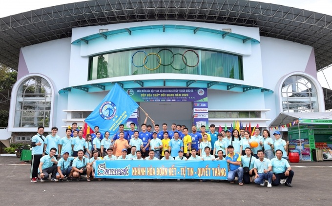 Bóng chuyền nam Sanest Khánh Hòa xuất quân