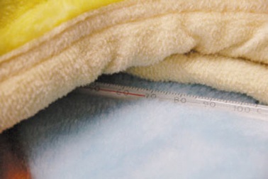 Những ai không nên dùng miếng giữ ấm?