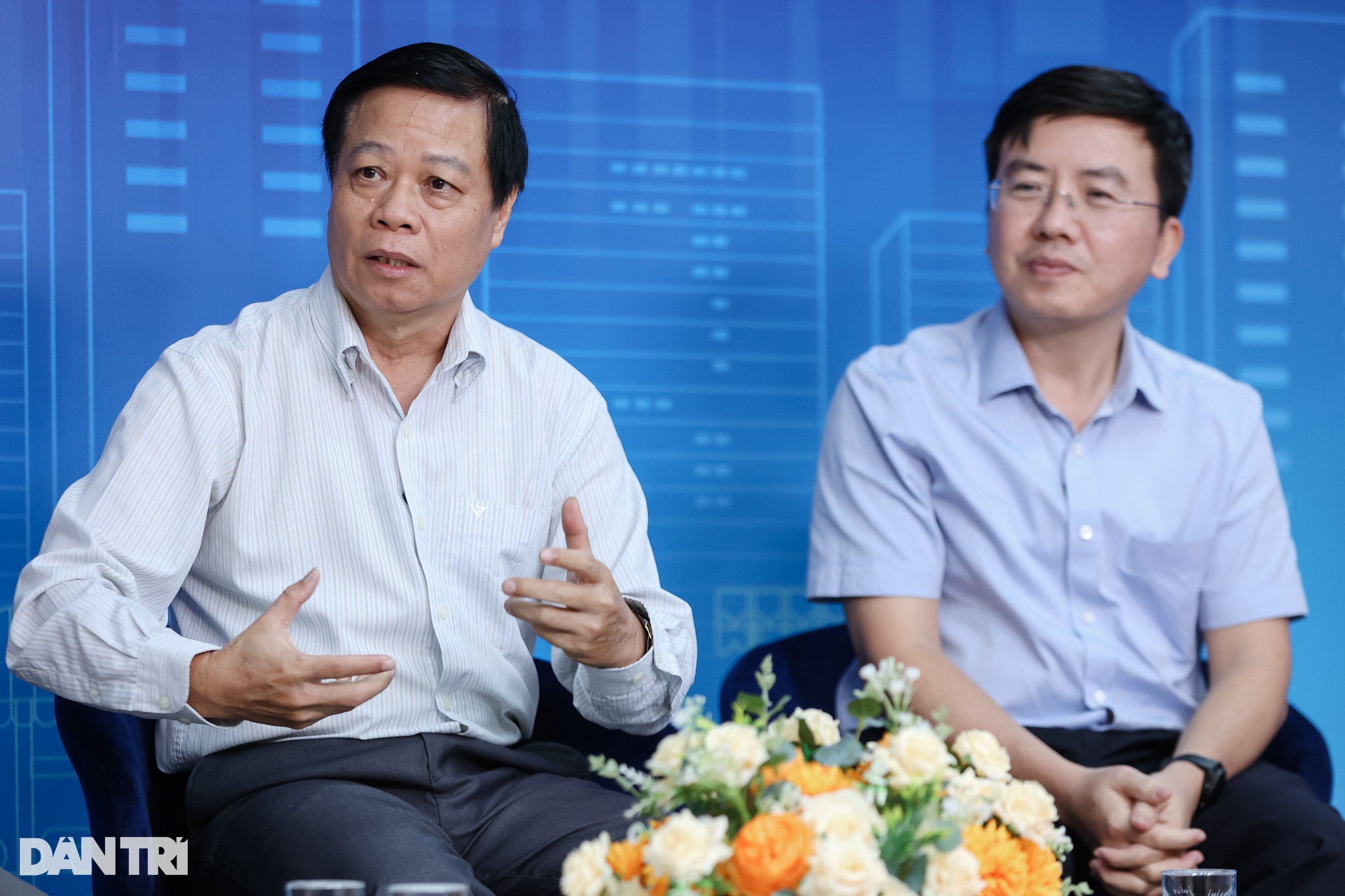 Bài toán về sự minh bạch và xung đột lợi ích khi TPHCM thu phí vỉa hè - 10 Bài toán về sự minh bạch và xung đột lợi ích khi TPHCM thu phí vỉa hè - 10