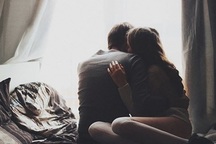 Trong lúc say, tôi lỡ qua đêm với bạn thân để rồi có bầu