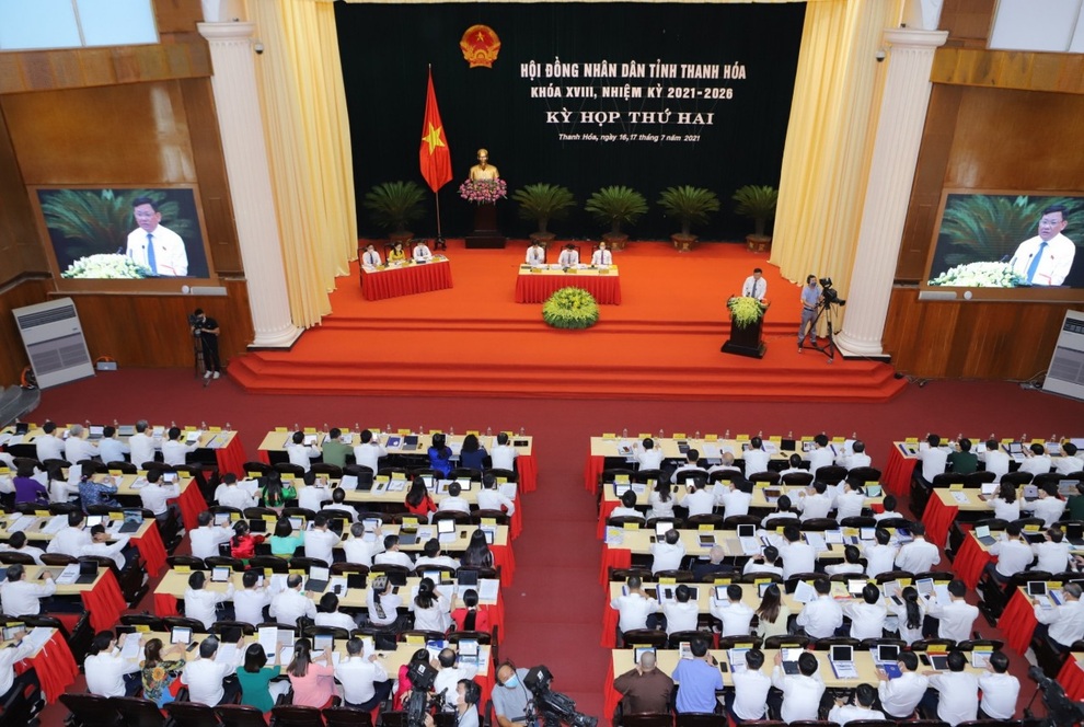 Thanh Hóa lần đầu thực hiện kỳ họp không giấy tờ - 1