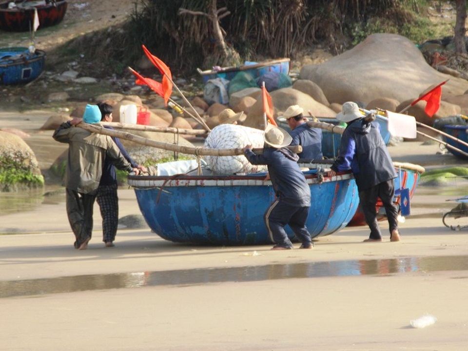Làng lưới thúng trúng đậm ngày giáp Tết - 3