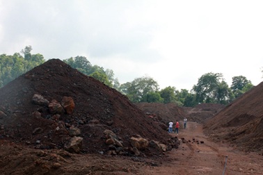 Phát hiện mỏ quặng lậu “khổng lồ” tại Bắc Kạn