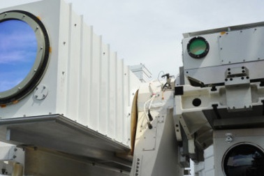 Mỹ lần đầu “kích hoạt” súng laser trên tàu hải quân