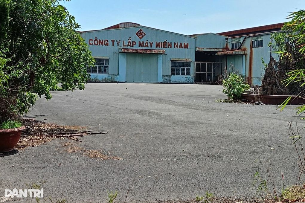 Tiếp tục kê biên tài sản công ty của đại gia Huy Máy nổ - 1