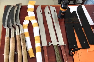 Con rể cùng nhóm bạn mang hung khí xông vào nhà chém bố vợ tử vong