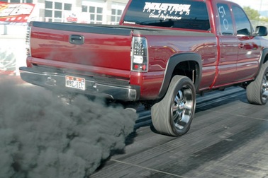 Thay dầu không đúng hạn và những tác hại thấy rõ