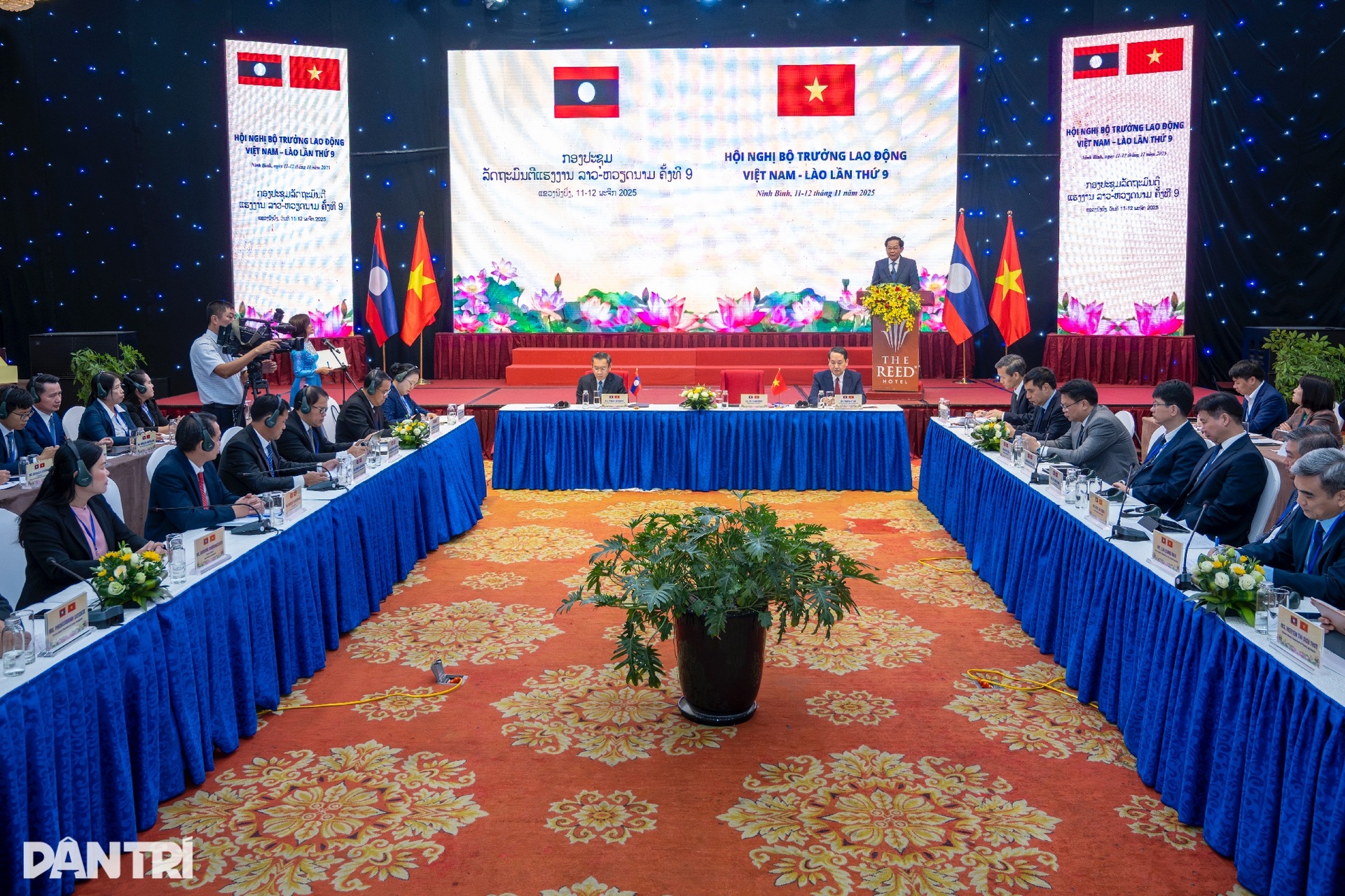 Überblick über die 9. Konferenz der Arbeitsminister Vietnams und Laos – 1 Toàn cảnh Hội nghị Bộ trưởng Lao động Việt Nam - Lào lần thứ 9 - 1