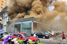 Hà Nội: Cháy lớn nhà hàng Bay Buffet Hoàng Ngân