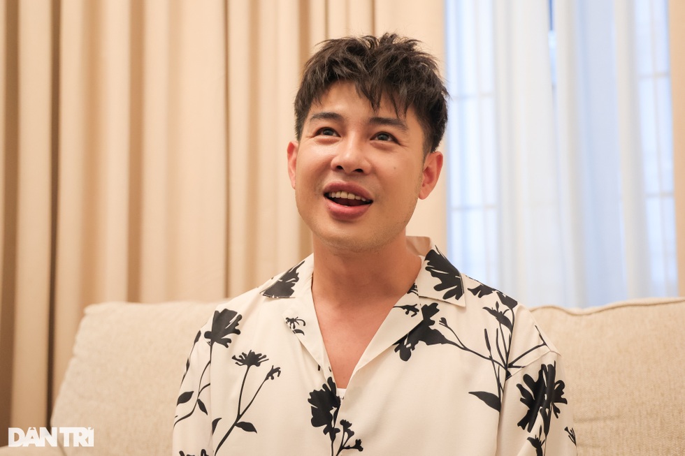 Hoàng tử ballad Hoàng Hải tái xuất ấn tượng tại hoà nhạc Rực rỡ ngày mới - 2