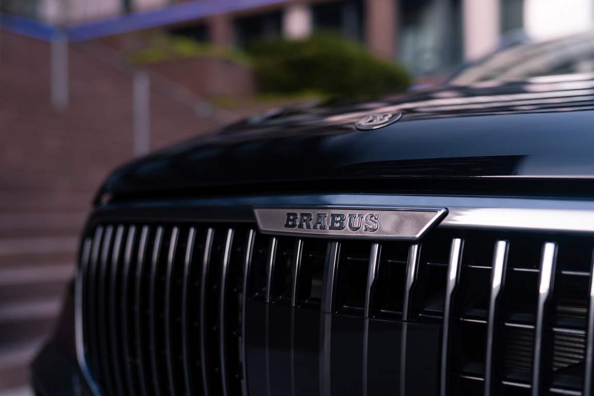 Qua tay Brabus phù thủy, Mercedes-Maybach GLS nâng tầm lên 888 mã lực - 23 Qua tay Brabus phù thủy, Mercedes-Maybach GLS nâng tầm lên 888 mã lực - 23