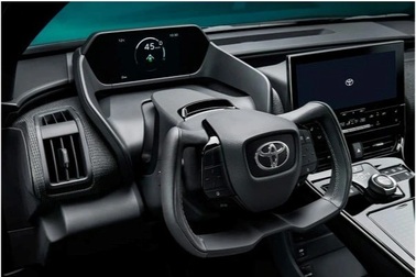 Xe điện Toyota bZ4X gây tranh cãi với vô-lăng giống của Tesla