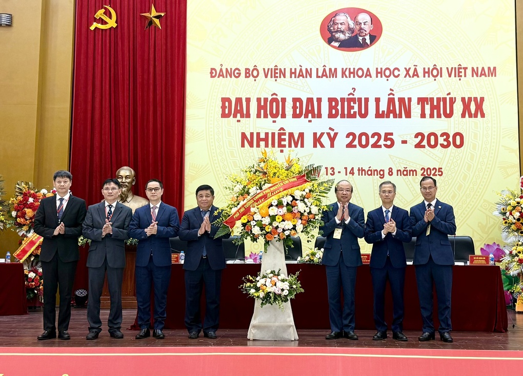 Phó Thủ tướng dự Đại hội Đảng bộ Viện Hàn lâm Khoa học xã hội Việt Nam - 2 Phó Thủ tướng dự Đại hội Đảng bộ Viện Hàn lâm Khoa học xã hội Việt Nam - 2