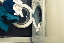 Bé trai 7 tuổi chết ngạt trong máy giặt