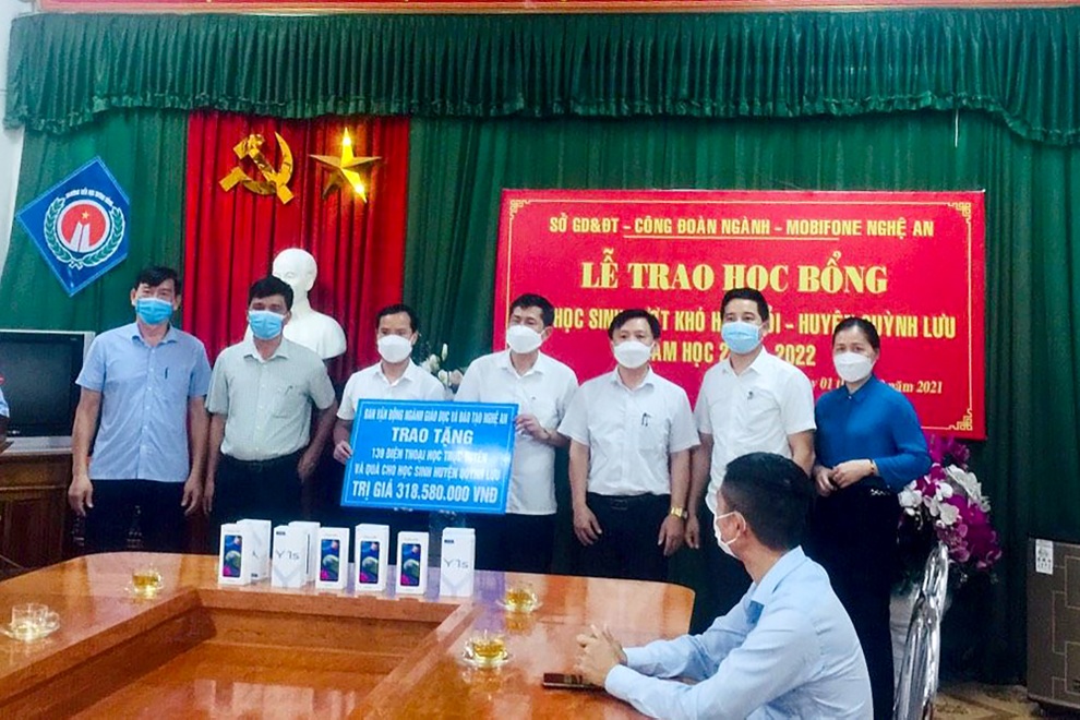 Nhiều học sinh là F0 ở Nghệ An được hỗ trợ - 2 Nhiều học sinh là F0 ở Nghệ An được hỗ trợ - 2