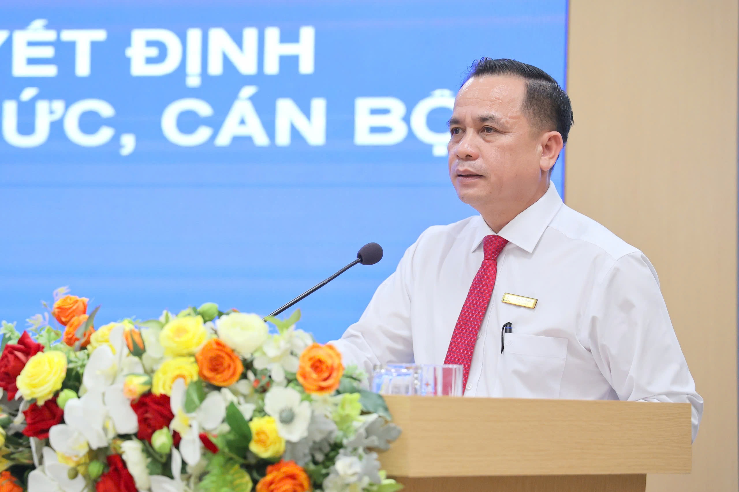 EVNCPC công bố quyết định thành lập 6 công ty điện lực sau sáp nhập - 1