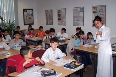 Truyền cốt lõi văn hóa qua các lớp học tiếng Việt tại Thụy Sĩ