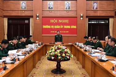 Bộ trưởng Quốc phòng: Các lực lượng quân đội khẩn trương tìm kiếm, cứu dân