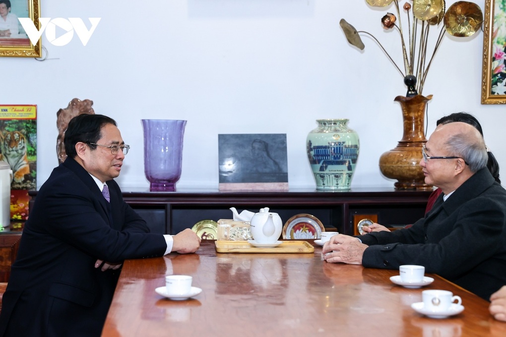 Thủ tướng dâng hương cố Thủ tướng Phạm Văn Đồng và Đại tướng Võ Nguyên Giáp - 3 Thủ tướng dâng hương cố Thủ tướng Phạm Văn Đồng và Đại tướng Võ Nguyên Giáp - 3