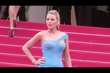 Blake Lively dự LHP Cannes