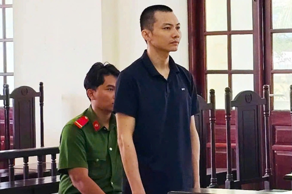 Lê Thanh Nhất Nguyên hầu tòa vì lừa đảo tại Tịnh thất Bồng Lai - 1 Lê Thanh Nhất Nguyên hầu tòa vì lừa đảo tại Tịnh thất Bồng Lai - 1