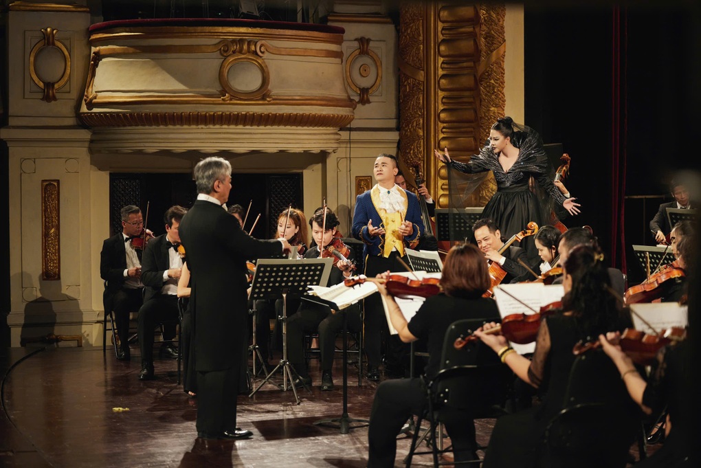 Bảo Yến thể hiện ấn tượng trích đoạn Cây sáo thần của Mozart - 2 Bảo Yến thể hiện ấn tượng trích đoạn Cây sáo thần của Mozart - 2