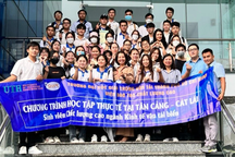 Một trường đại học ở TPHCM thông báo dừng tăng học phí