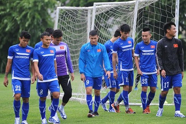 Tuyển thủ Việt Nam được HLV Miura cho xả trại