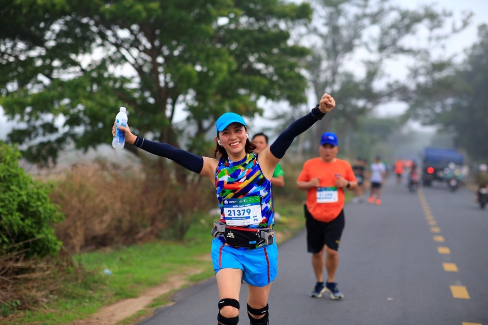 Cận cảnh đường chạy cực chất giải chạy BaDen Mountain Marathon - 3 Cận cảnh đường chạy cực chất giải chạy BaDen Mountain Marathon - 3