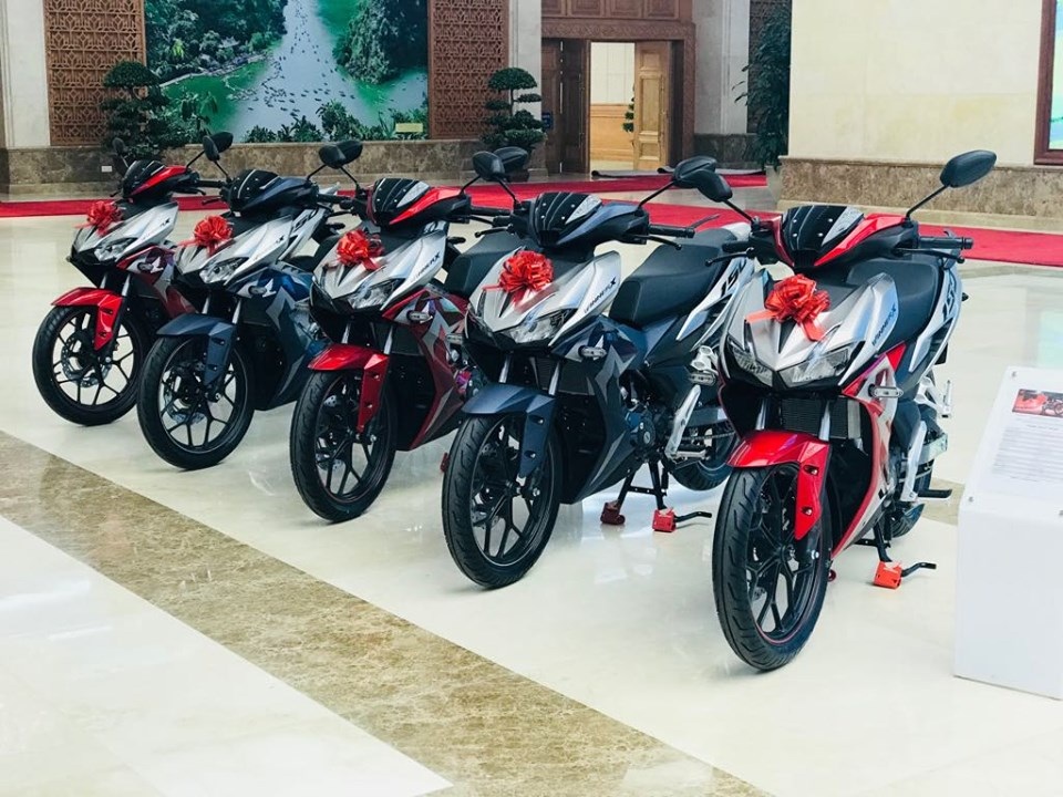 Mâm cơm ngày tết Thủ tướng dành để đón tiếp những nhà vô địch SEA Games 30 - 5 Mâm cơm ngày tết Thủ tướng dành để đón tiếp những nhà vô địch SEA Games 30 - 5