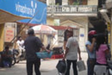 Tân sinh viên rơi vào cảnh sống tạm 