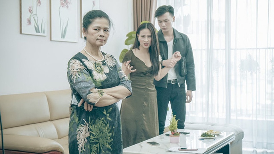 Thử “dạy dỗ” mẹ chồng và cái kết đầy bất ngờ đối với nàng dâu 9X - 1 Thử “dạy dỗ” mẹ chồng và cái kết đầy bất ngờ đối với nàng dâu 9X - 1