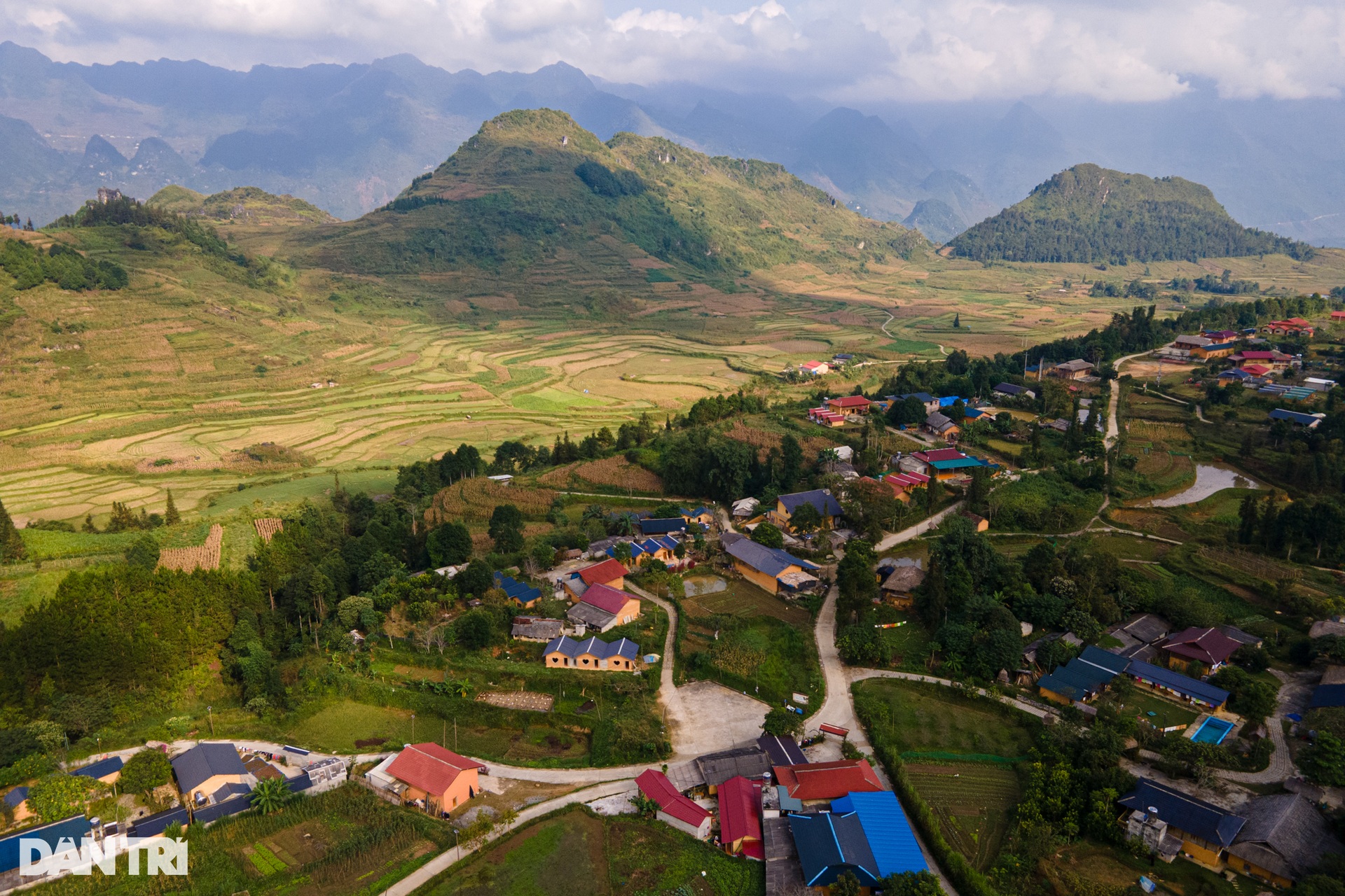 Chàng trai vùng cao mở homestay kiếm doanh thu cả tỷ đồng mỗi năm - 1