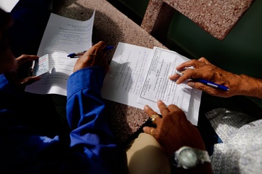 80.000 lao động tự do đã nhận tiền hỗ trợ từ gói an sinh 62.000 tỷ đồng