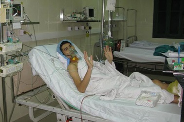 Quả tim mới cho thanh niên nằm phòng hồi sức tích cực suốt 3 tháng