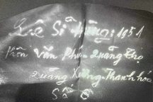 Lọ penicillin chứa thông tin về 2 hài cốt liệt sỹ mới được tìm thấy