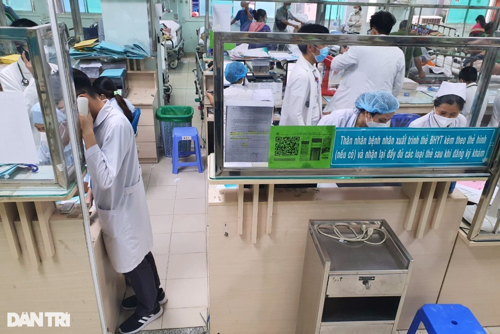 Sở Y tế TPHCM yêu cầu bệnh viện phát ngôn sớm nhất khi có sự cố gây bức xúc - 1 Sở Y tế TPHCM yêu cầu bệnh viện phát ngôn sớm nhất khi có sự cố gây bức xúc - 1