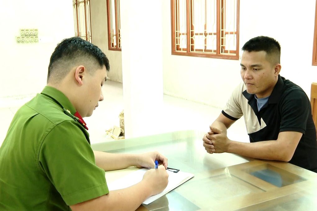 Vướng lao lý vì vận chuyển động vật quý hiếm - 2 Vướng lao lý vì vận chuyển động vật quý hiếm - 2