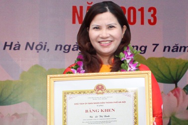 UBND TP Hà Nội tặng Bằng khen cho Dược sĩ Lê Thị Bình
