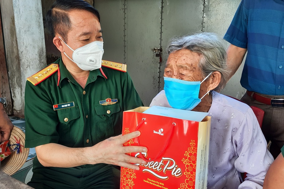 Hà Tĩnh: Dành nhiều phần quà tri ân tới đối tượng chính sách dịp 27/7 - 2 Hà Tĩnh: Dành nhiều phần quà tri ân tới đối tượng chính sách dịp 27/7 - 2