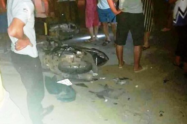 Ô tô 7 chỗ tông hàng loạt xe máy, 1 người chết, 3 người bị thương