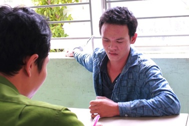 Liều lĩnh giật thùng tiền mừng đám cưới, 2  tên cướp bị tóm gọn