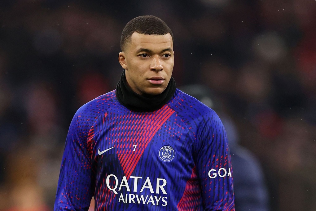 PSG liên tiếp đưa ra đòn trừng phạt với Kylian Mbappe - 2 PSG liên tiếp đưa ra đòn trừng phạt với Kylian Mbappe - 2